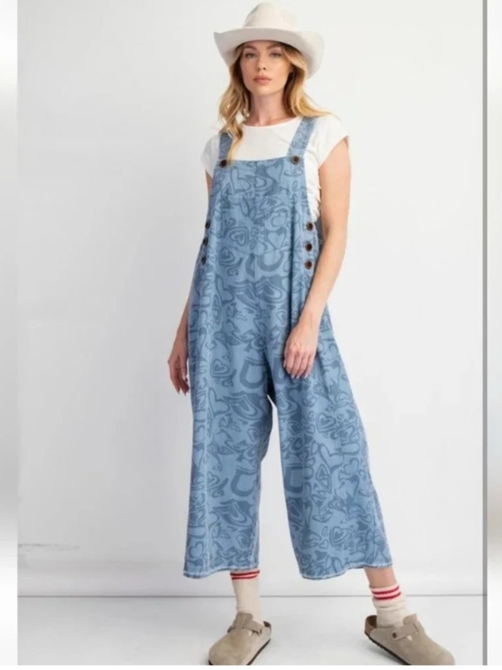 New: Easel Boho Heart Printed Denim Wide Leg Cropped Overalls• Medium